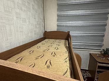 куплю орехов: Двухъярусная кровать из ЛДСП под дерево с металлическими — 2