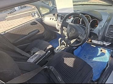 авто вкуп фит: Honda Fit: 2004 г., 1.2 л, Автомат, Бензин, Хэтчбэк — 4