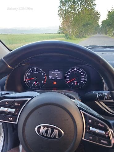 сет 302: Kia K3: 2019 г., Седан — 5