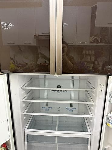 Техника и электроника: Холодильник Hitachi, Side-By-Side (двухдверный), No frost — 3