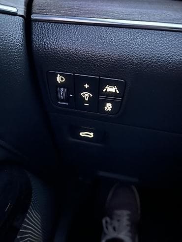 бизнем: Kia K5: 2020 г., Седан — 9