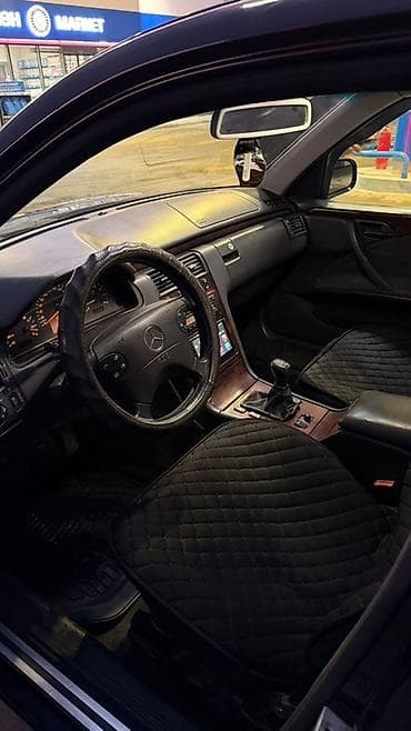 lexus 570 2016: Mercedes-Benz E-Class: 2001 г., 2 л, Механика, Бензин, Седан — 6