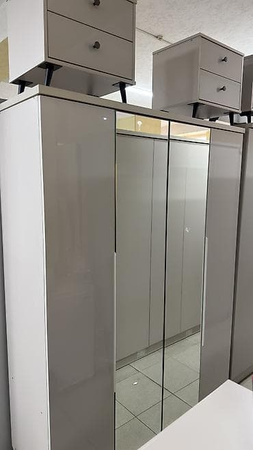 Эмерек гарнитурлары: Уктоочу бөлмө гарнитуру, Жаңы, Эки кишилик керебет, Шкаф, Комод, МДФ, Акысыз жеткирүү — 10