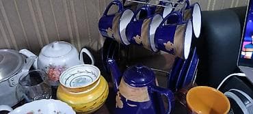 Посуда разная цена за все две кастрюльки чайный сервиз кофейный — 4