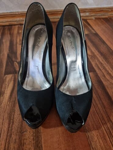 фирменная обувь из италии: Продаю туфли вечерние 37 р. Каблук 11 см. Очень удобная посадка — 1