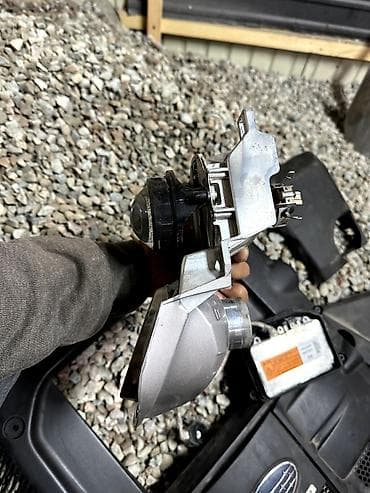 ксеном: Набор пластиковых кожухов двигателя Subaru с эмблемой и надписью — 6