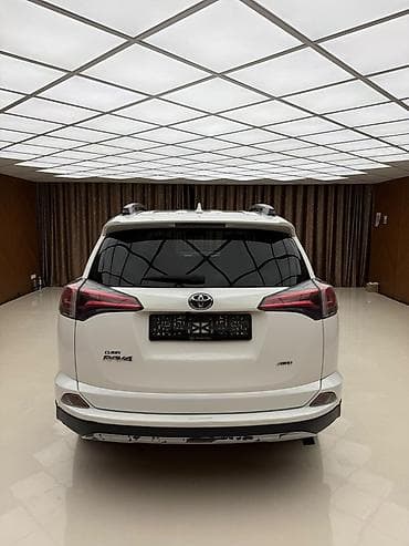 forester 2017: Toyota RAV4: 2018 г., 2.5 л, Автомат, Бензин, Кроссовер — 4