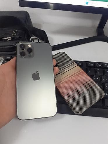 IPhone 12 Pro, 256 ГБ, Space Gray, Чехол, 69 %