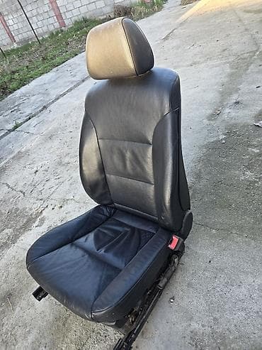 спойлер гольф: Переднее сиденье, Кожа, 2006 г., Б/у, Оригинал, Германия — 2