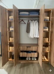 шкаф для одежды токмок: 20 миң сом шаар ичи жеткирүү установка акысыз — 1