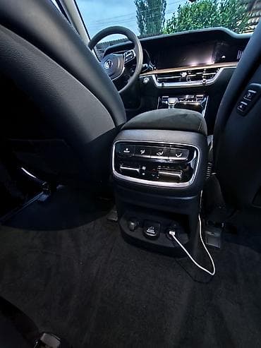 авто лейлек: Kia Mohave: 2021 г., 0.3 - engine capacity л, Автомат, Дизель — 7
