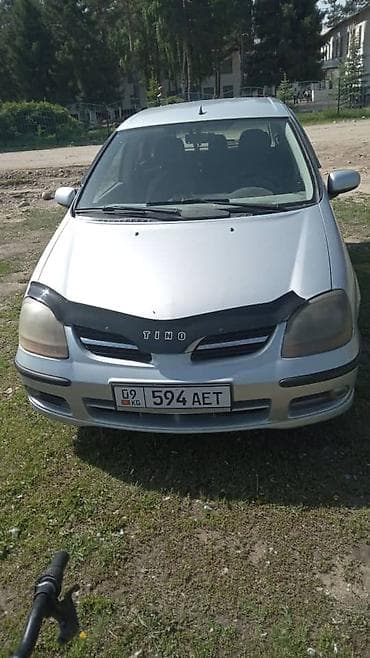 honda mobilo: Nissan Almera Tino: 2002 г., 2 л, Автомат, Газ, Хэтчбэк — 4