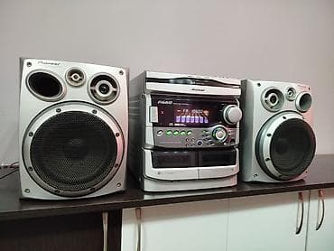 Продаю недорого Pioneer музыкальный центр есть и другие