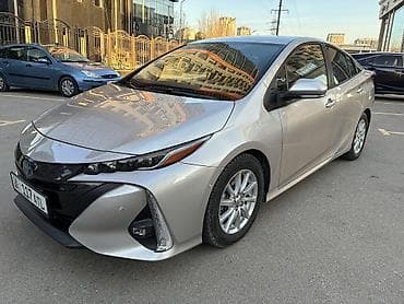 rav 4 2015: Toyota Prius: 2020 г., 1.8 л, Автомат, Гибрид, Хэтчбэк — 3