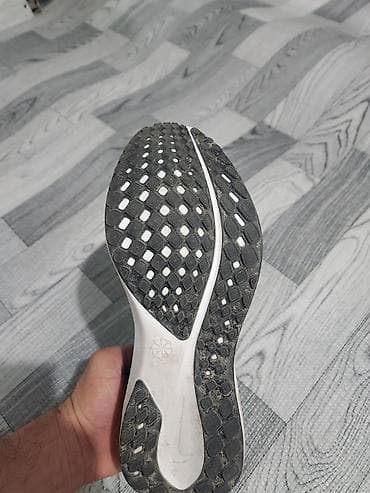 nike air zoom: Nike Air Zoom — мужские беговые кроссовки - Модель: FD - Размер: US — 3