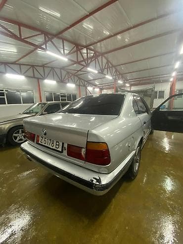 bmw рул: BMW 5 series: 1993 г., 2.5 л, Кол менен иштөөчү, Бензин, Седан — 8