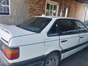 Volkswagen Passat: 1989 г., Кол менен иштөөчү, Седан — 3