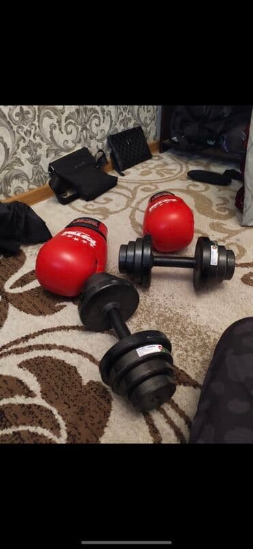 настольные теннисные ракетки: Абсолютно новые Гантели от 5кг до 30кг Цена за 1кг по 150с Новые — 10