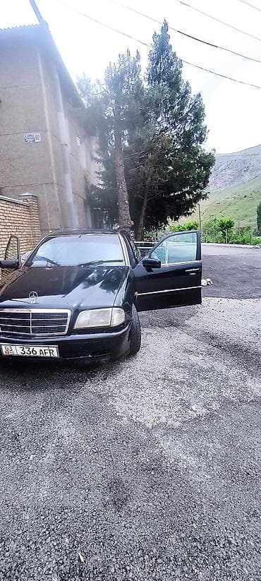 Mercedes-Benz C-Class: 1994 г., 1.8 л, Механика, Бензин, Седан at lalafo.kg Mercedes-Benz C-Class: 1994 г., 1.8 л, Механика, Бензин, Седан