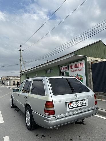 mercedes e13: Mercedes-Benz W124: 1994 г., 2.2 л, Механика, Бензин, Универсал — 3