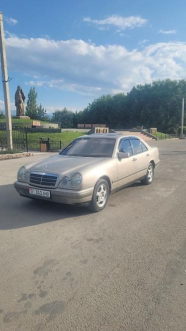 Mercedes-Benz E-Class: 1996 г., 2.3 л, Кол менен иштөөчү, Бензин, Седан — 1
