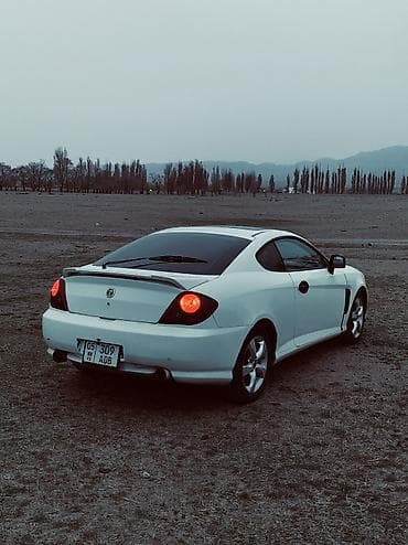 продаю tucson: Hyundai Tiburon: 2002 г., 2 л, Механика, Бензин, Купе — 5
