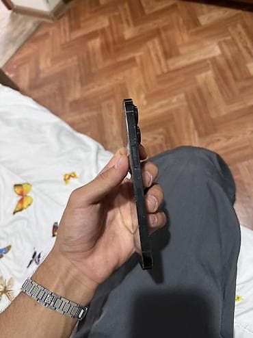 мониторы 24: IPhone 14 Pro, Б/у, 256 ГБ, Черный, 76 % — 4