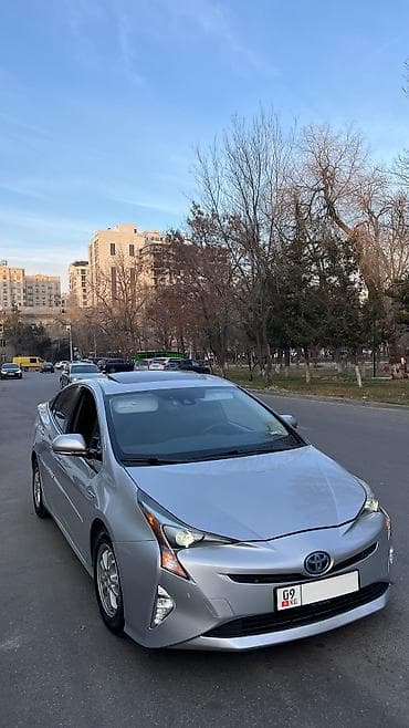 приус 35: Toyota Prius: 2018 г., 1.8 л, Вариатор, Гибрид, Седан — 1