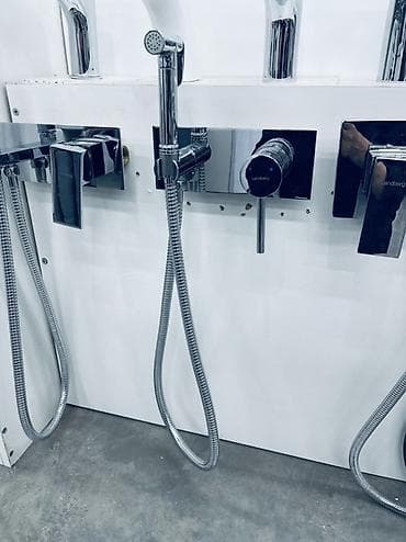 домашний душ: Гигиенические душевые комплекты и смесители для санузла - Настенные и — 8