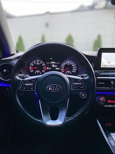 mazda cronos: Kia K3: 2019 г., Вариатор, Бензин — 4