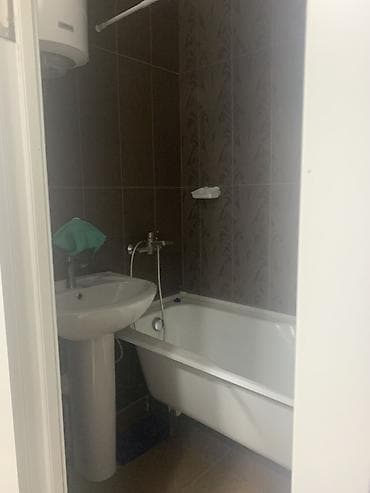 central park: 3 комнаты, 84 м², 106 серия, 9 этаж — 2