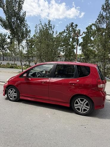 Honda Jazz: 2007 г., 1.4 л, Вариатор, Бензин