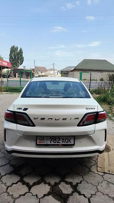 geely e5: Dongfeng : 2020 г., 0.1 л, Автомат, Электромобиль, Седан — 4