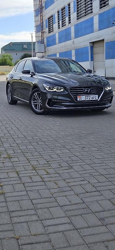 Hyundai Grandeur: 2019 г., 2.4 л, Автомат, Бензин, Седан
