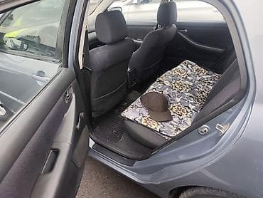 bmw e64: Toyota Corolla: 2004 г., 1.6 л, Ручные, Бензин, Хэтчбэк — 7