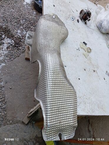 купить бу запчасти на мерседес спринтер: Продаю защитку на турбину на спринтерTDI — 4