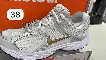 крассовки найк: Кроссовки Nike (модель в беговом стиле) — белые с золотым Swoosh. - — 2