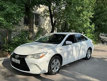 Toyota Camry: 2016 г., 2.5 л, Типтроник, Гибрид, Седан