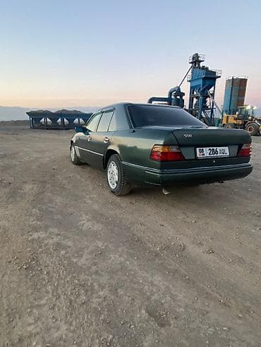 кузов мерседес 124: Mercedes-Benz W124: 1992 г., 2.3 л, Механика, Бензин, Седан — 1