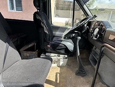 пассаь: Volkswagen : 2001 г., Бус — 6