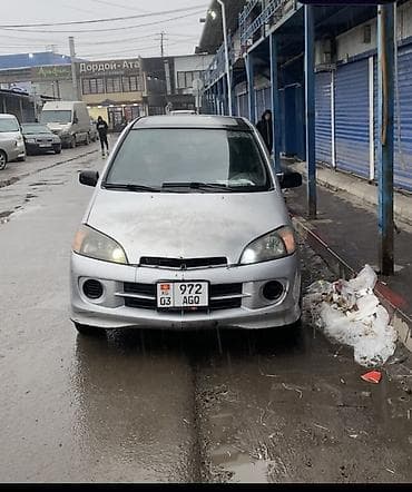 дайхатсу бун: Daihatsu YRV: 2002 г., 1.3 л, Ручные, Бензин, Хэтчбэк — 1