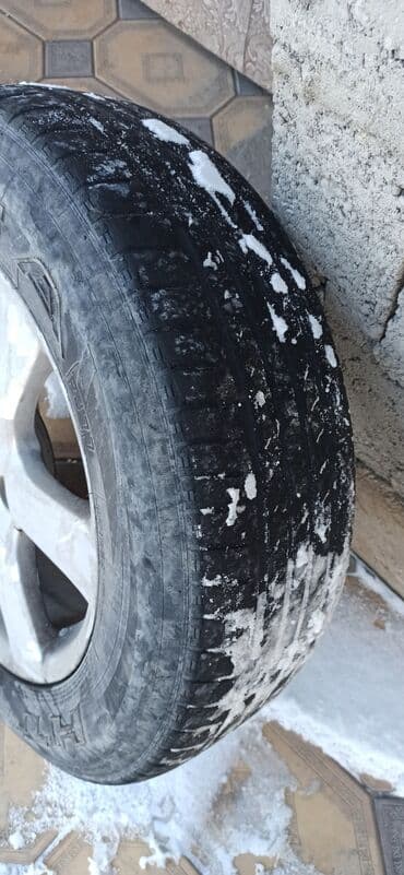 дешевые автомобили в бишкеке: Продается резина на докатку Pressa 225/65/17. БЕЗ ДИСКОВ!!!!! — 2