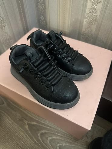 вещи новорожденным: Комплект, цвет - Черный — 1