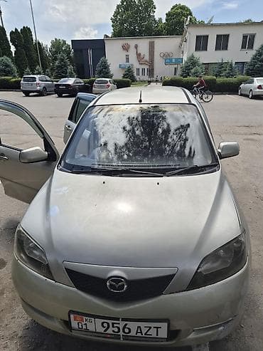 дириф кар: Mazda Demio: 2003 г., Хэтчбэк — 4