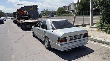 g wagon: Mercedes-Benz W124: 1991 г., 2 л, Механика, Бензин, Седан — 4