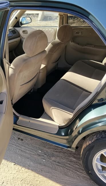 авто не рабочий: Mazda 626: 1999 г., 2 л, Автомат, Бензин, Седан — 1