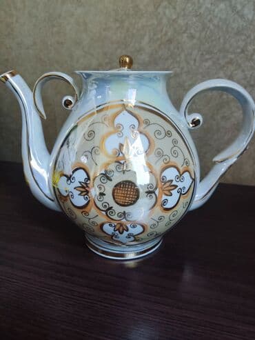 Чайник заварочный объём 2 литра. Большой удобный
Производство Россия