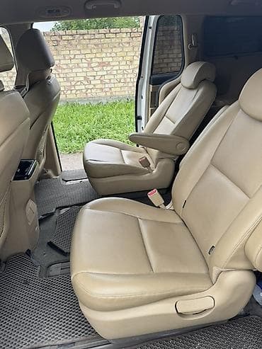 Унаа сатуу: Kia Carnival: 2018 г., 2.2 л, Автомат, Дизель, Вэн/Минивэн — 10