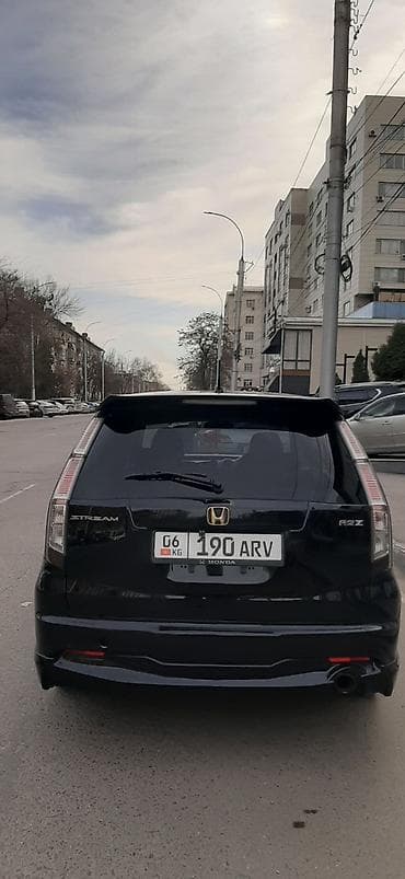 Honda Stream: 2009 г., 2 л, Автомат, Бензин — 4