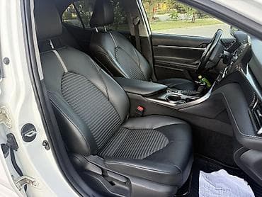 Продажа авто: Toyota Camry: 2022 г., 2.5 л, Автомат, Гибрид, Седан — 7